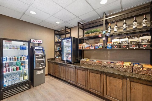 Best Western Plus City Center - image 9