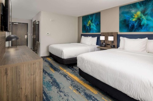 La Quinta Inn & Suites by Wyndham Spokane Downtown - image 18
