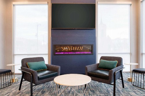 La Quinta Inn & Suites by Wyndham Spokane Downtown - image 5