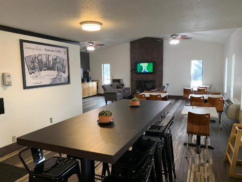 Super 8 by Wyndham Spokane Valley - image 12