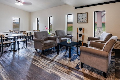 Super 8 by Wyndham Spokane Valley - image 16