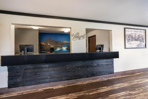 Super 8 by Wyndham Spokane Valley - image 37