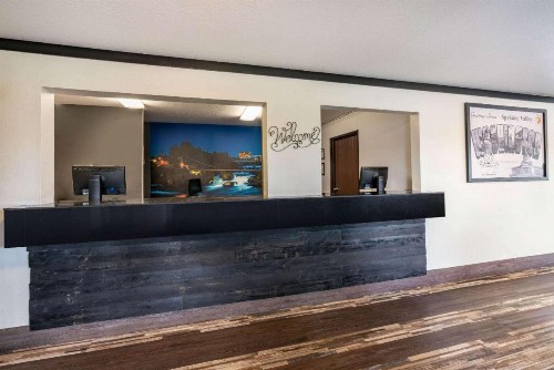 Super 8 by Wyndham Spokane Valley - image 39