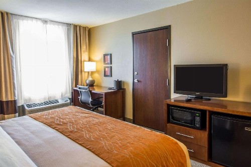 Comfort Inn & Suites Spokane Valley - image 12