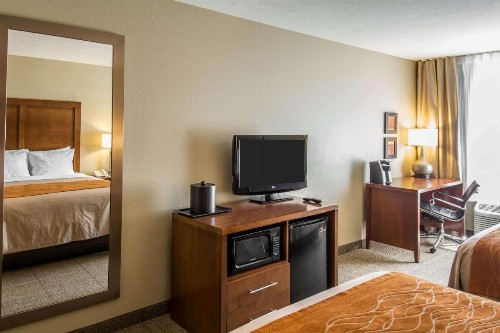 Comfort Inn & Suites Spokane Valley - image 9