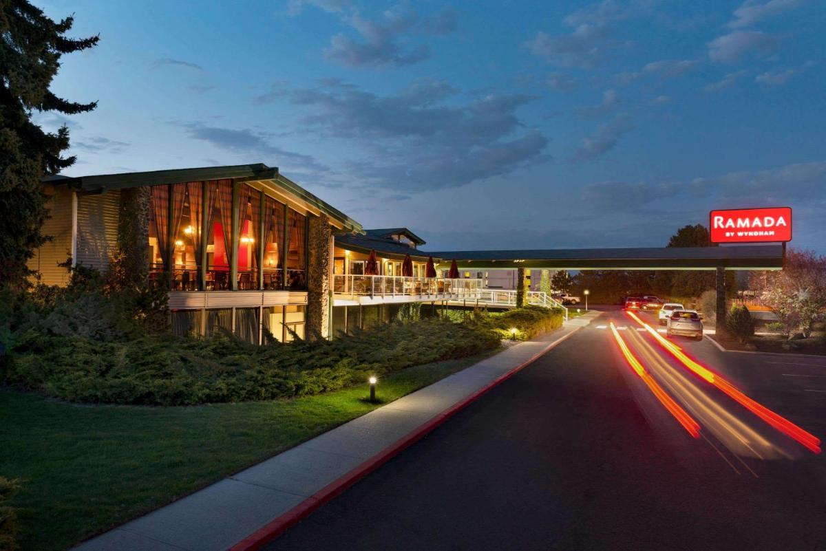 Ramada by Wyndham Spokane Airport - main image