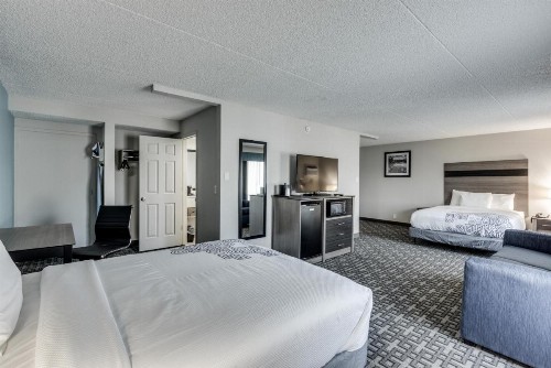 Days Inn & Suites by Wyndham Spokane - image 11