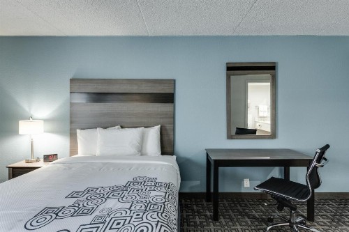 Days Inn & Suites by Wyndham Spokane - image 15
