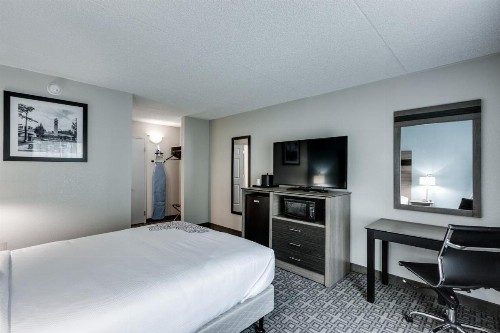 Days Inn & Suites by Wyndham Spokane - image 23