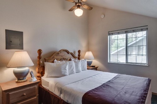 Turning Leaf Furnished Townhomes - image 8