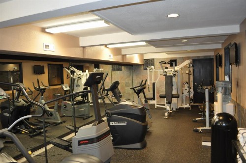 Mirabeau Park Hotel - image 27
