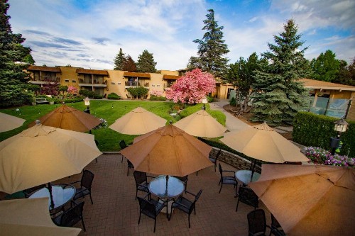 Mirabeau Park Hotel - image 31