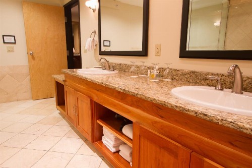 Mirabeau Park Hotel - image 33
