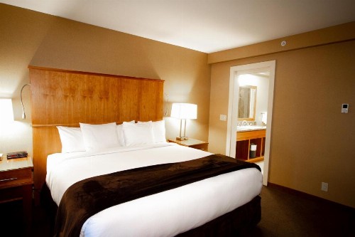 Mirabeau Park Hotel - image 39