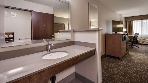 Best Western Plus Spokane North - image 25