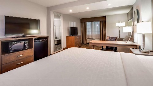 Best Western Plus Spokane North - image 5