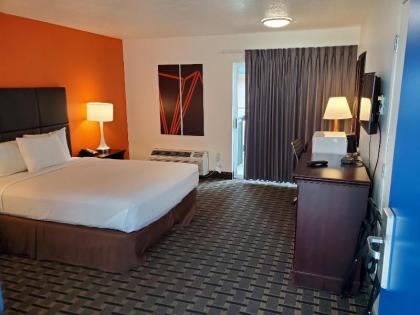 Howard Johnson by Wyndham Spokane - image 4