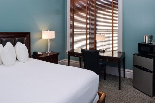 Montvale Hotel - image 27