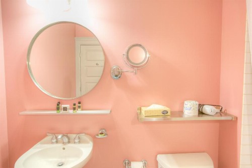 Montvale Hotel - image 32