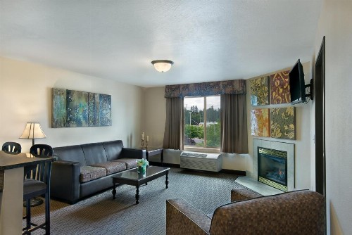 Oxford Suites Spokane Valley - image 24