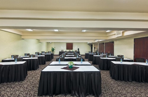 Oxford Suites Spokane Valley - image 27