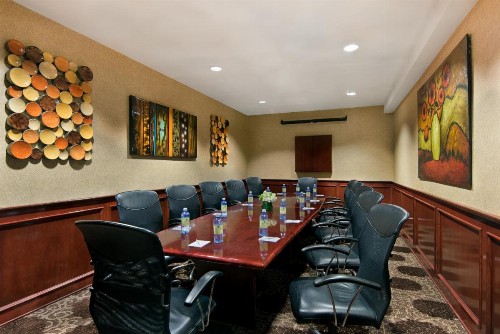Oxford Suites Spokane Valley - image 30
