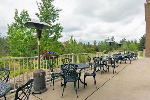 Oxford Suites Spokane Valley - image 9