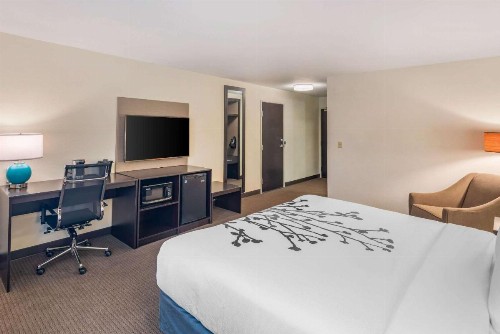 Sleep Inn Spokane Airport - image 8