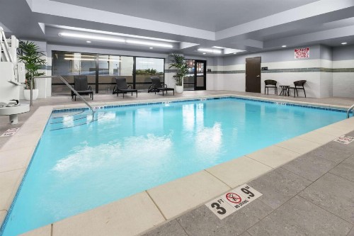 Hampton Inn & Suites Spokane Downtown-South - image 12
