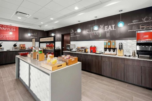 Hampton Inn & Suites Spokane Downtown-South - image 15