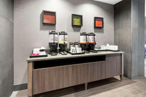 Hampton Inn & Suites Spokane Downtown-South - image 18