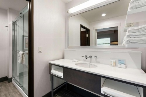 Hampton Inn & Suites Spokane Downtown-South - image 38