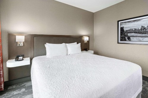 Hampton Inn & Suites Spokane Downtown-South - image 41