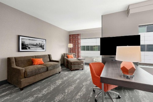 Hampton Inn & Suites Spokane Downtown-South - image 42