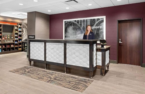 Hampton Inn & Suites Spokane Downtown-South - image 6