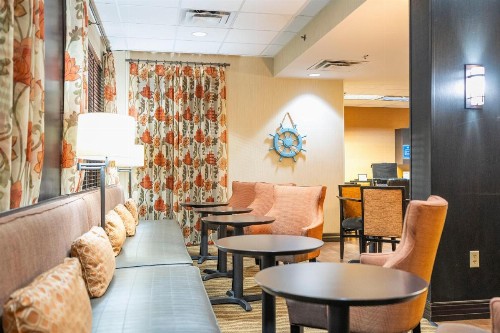 Hampton Inn by Hilton Spring Hill - image 31
