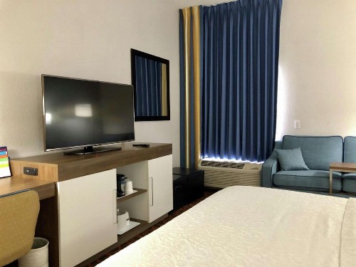 Hampton Inn by Hilton Spring Hill - image 4