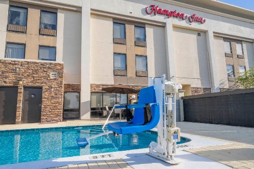 Hampton Inn by Hilton Spring Hill - image 40