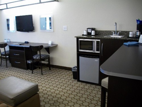 Microtel Inn & Suites by Wyndham Spring Hill/Weeki Wachee - image 21