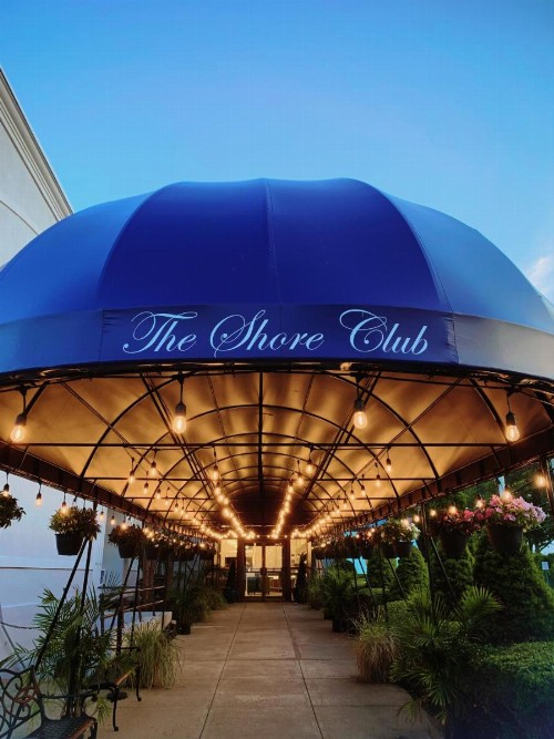 Doolan's Shore Club