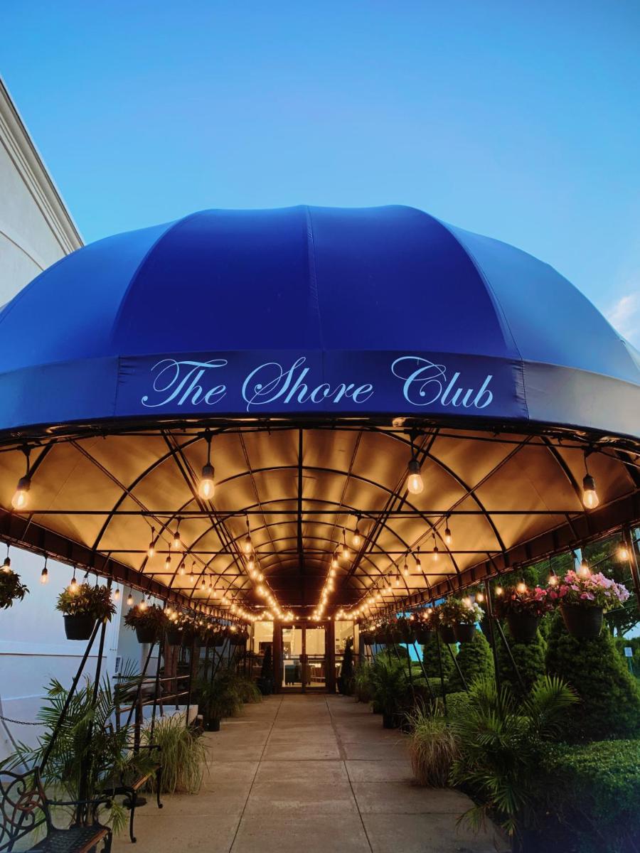 Doolan's Shore Club