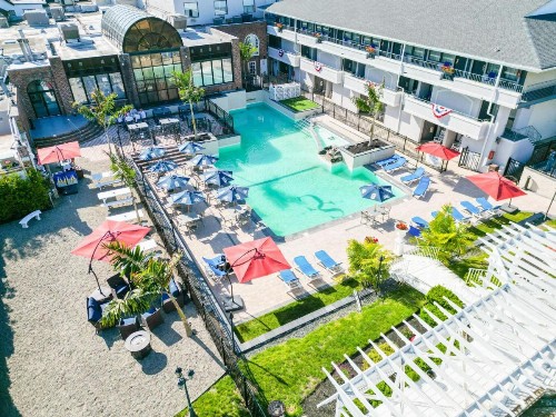 Doolan's Shore Club - image 6