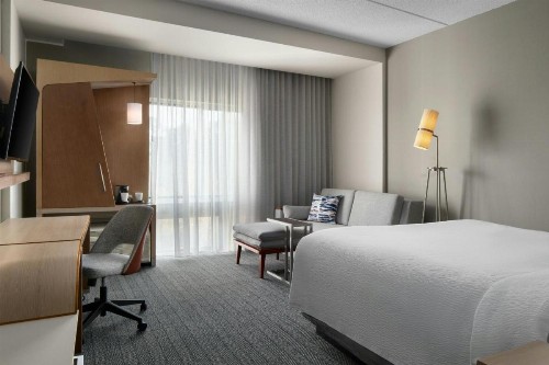 Courtyard by Marriott Fayetteville Fort Bragg/Spring Lake - image 12