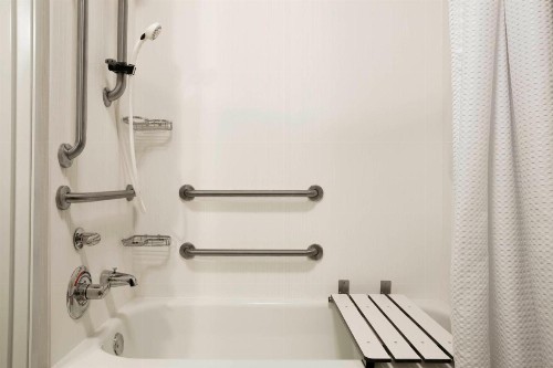 Courtyard by Marriott Springfield - image 13