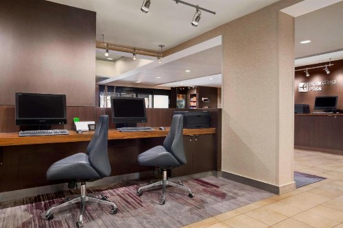 Courtyard by Marriott Springfield - image 22
