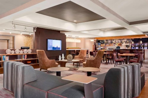 Courtyard by Marriott Springfield - image 7