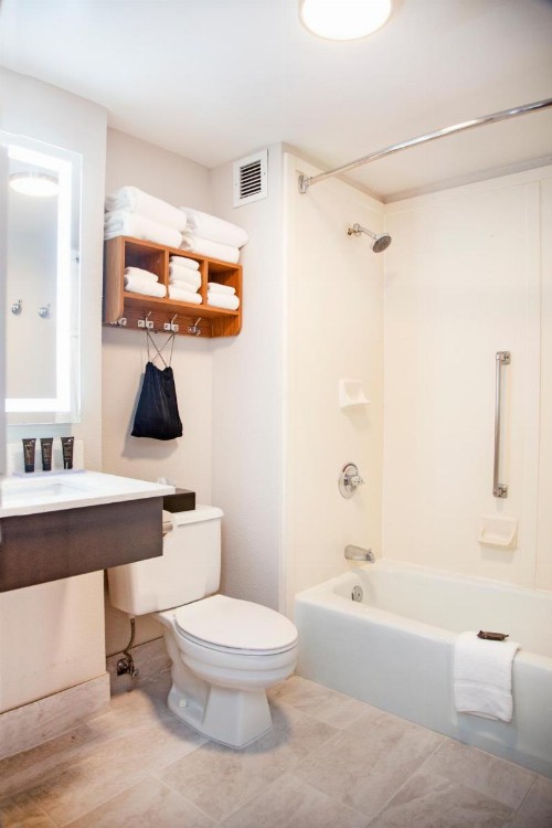 Wingate by Wyndham Springfield - image 22