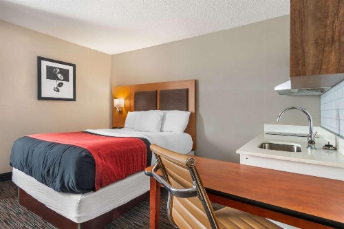 Wingate by Wyndham Springfield - image 27