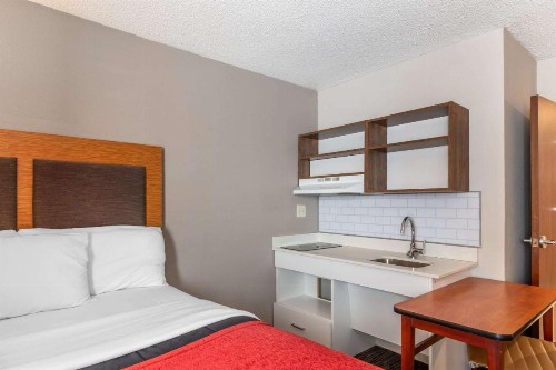 Wingate by Wyndham Springfield - image 33