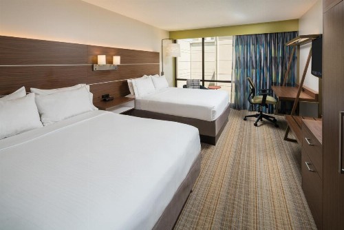 Holiday Inn Express & Suites Springfield an IHG Hotel - image 8